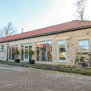 The Cartshed, Sedbury Park Farm Holiday home