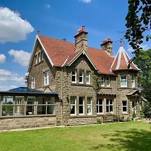 Eversfield Holiday home